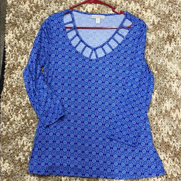 Woman’s Dana Buchman Blouse - Picture 1 of 5